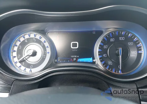 2018 Chrysler 300 Touring L Awd from USA, damaged, VIN 2C3CCARG7JH338684